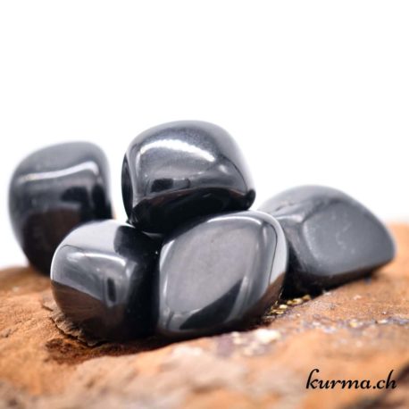 Schwarze Jade - Trommelstein - Größe M