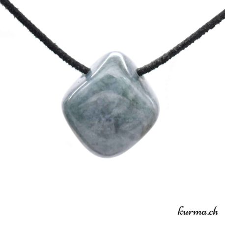 Jadéite verte - Pendentif en pierre percée