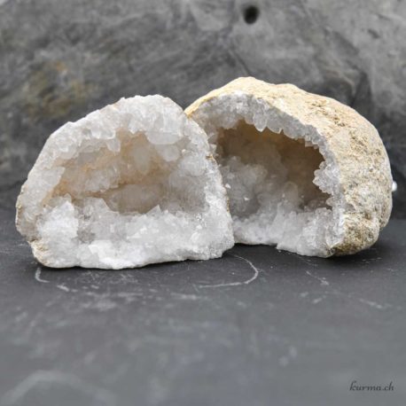 Quartz geode - Minerals - Size S